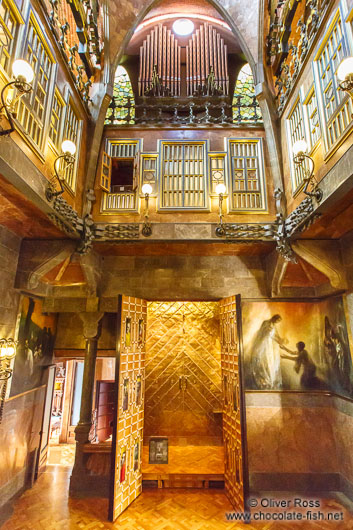 Central hall in Palau Güell