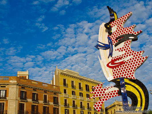 Barcelona Roy Lichtenstein sculpture