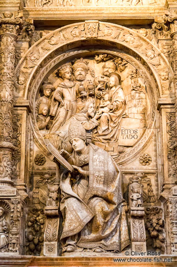Sculpture inside Avila Cathedral