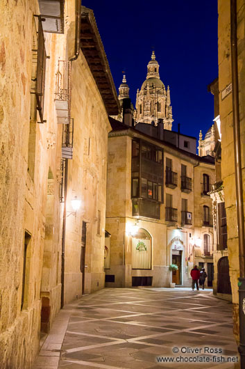 Salamanca street by night