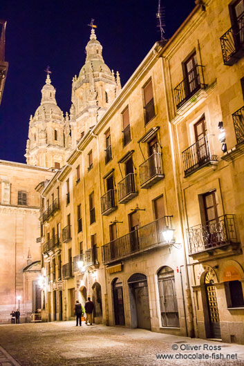 Salamanca street by night