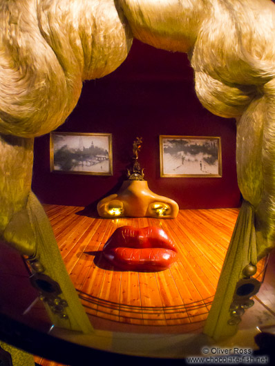 Mae West room in the Figueres Dalí museum