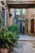 Travel photography:Street in Pals, Spain