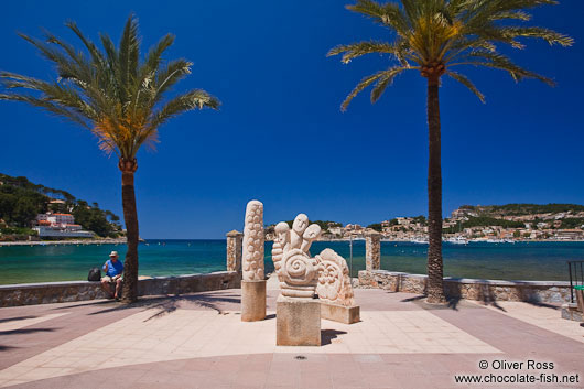 Sculptures at the sea side promenade in Port de Soller