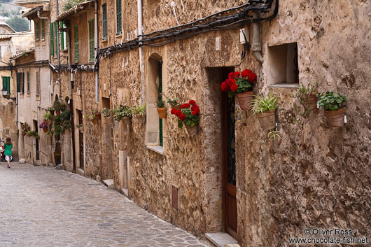 Valldemossa village street