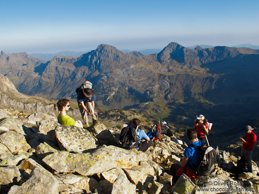 Hikers on their ascent to the Aneto mountain