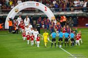 Travel photography:The teams appear before the start of the match, Spain