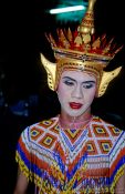 Travel photography:Dance performer at the Loi Krathong festival, Thailand