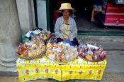 Travel photography:Selling snacks, Thailand