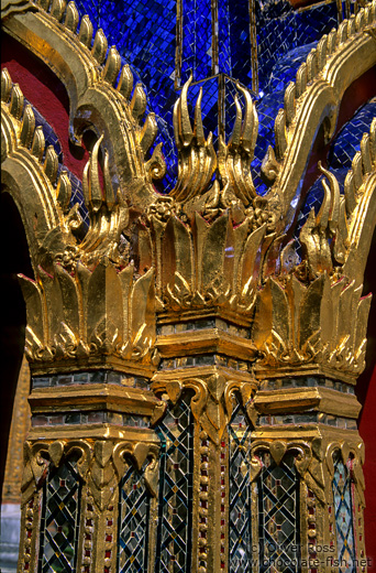 Facade detail at Wat Pho