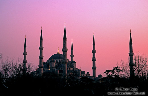 The Sultanahmet (Blue) Mosque at dusk