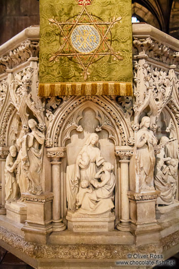 Altar carving in in Edinburgh cathedral