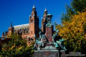 Travel photography:Sculptures in Glasgow`s Kelvingrove Park, United Kingdom