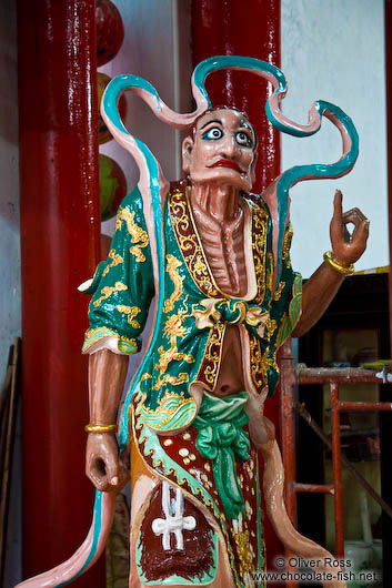 Figure at a Hoi An Chinese assembly hall 