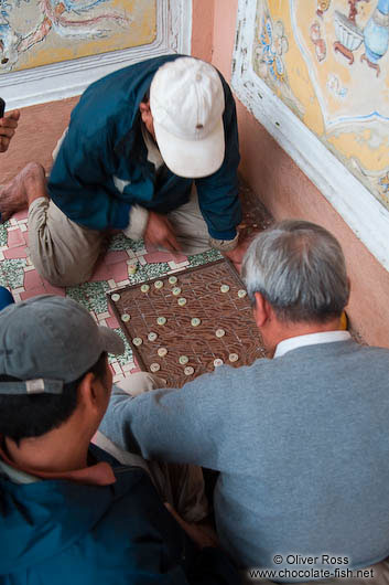 Hoi An men playing 