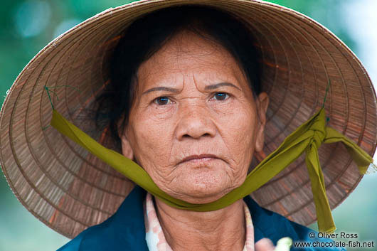 Hue woman 