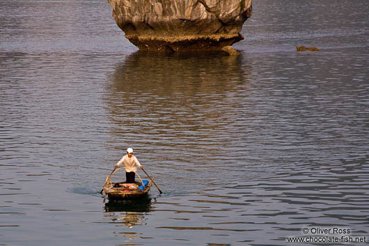 Small boat in Halong Bay 