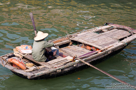 Small boat Halong Bay 