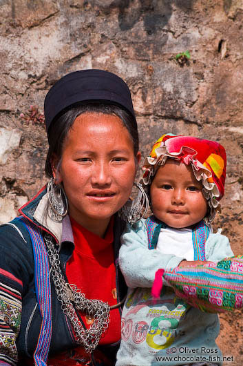 Hmong mother with child in Sapa